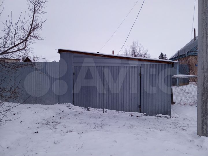 Дом 61,7 м² на участке 4,3 сот.