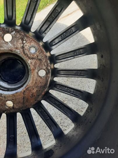 Литье диски R15 4x114.3 с шинами Pirelli P1