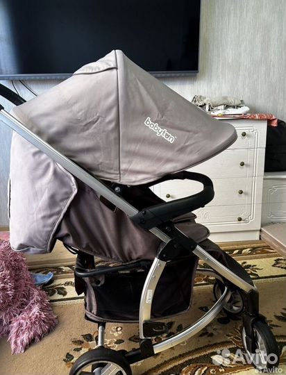 Прогулочная коляска