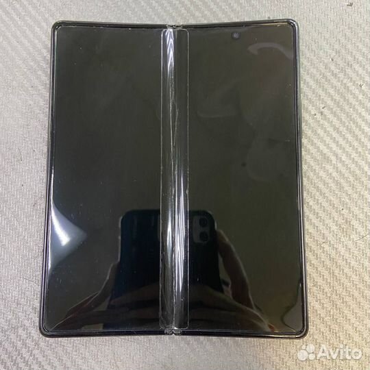 Samsung Galaxy Z Fold2, 12/256 ГБ