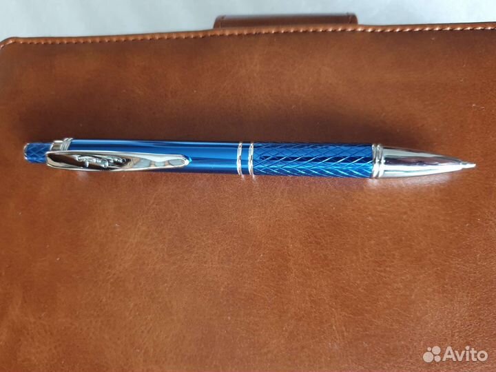 Ручка Pierre Cardin новая