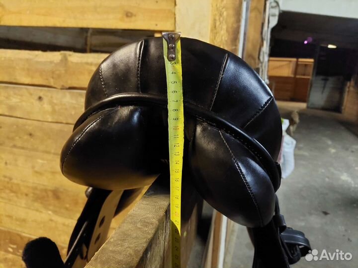 Седло для лошади