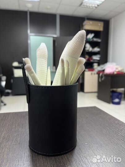 Спонжи и кисти для макияжа