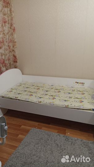 Детская кровать от 3 лет с матрасом бу