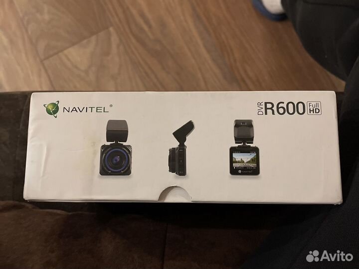 Регистратор автомобильный navitel DVR R600