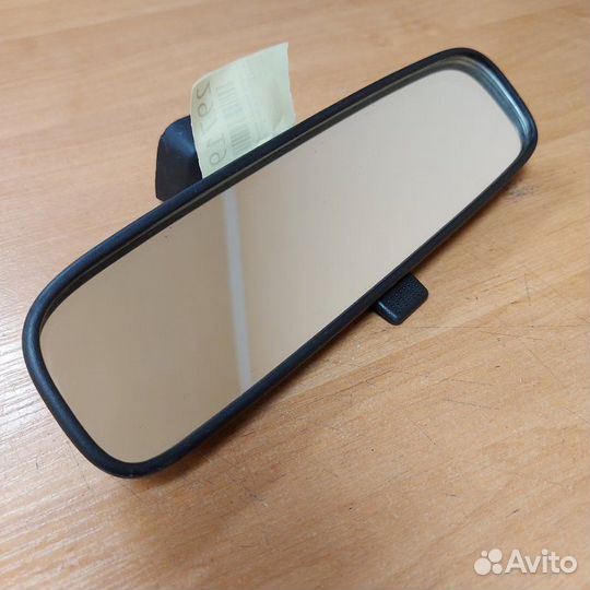 Зеркало заднего вида в салоне Honda Civic 8 4D