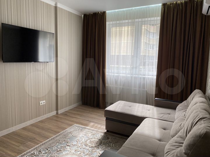 2-к. квартира, 57,4 м², 2/9 эт.