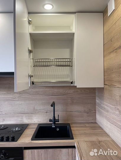 Кухня до потолка на заказ