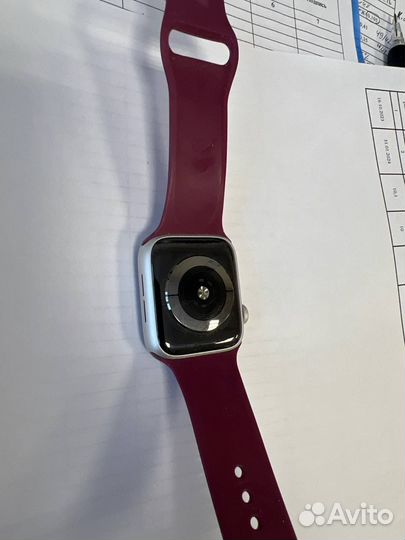 Часы apple watch 5 44 mm nike