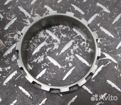 Гайка-крышка подшипника 6212 проходного вала FAW J