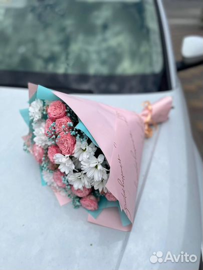 Нежный сборный букет