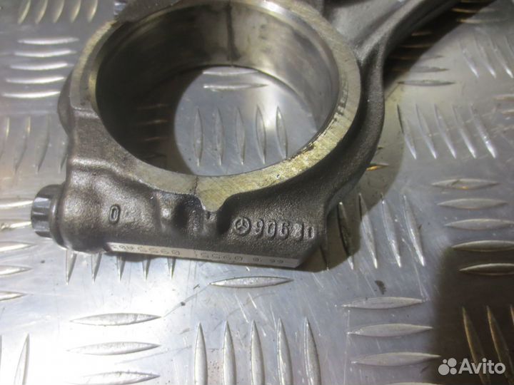 Шатун Mercedes-Benz 90600