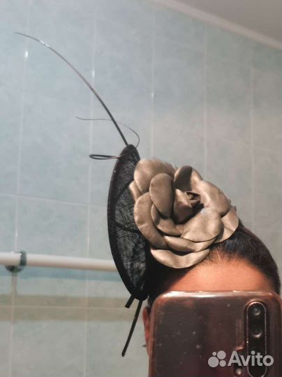 Шляпка на ободке