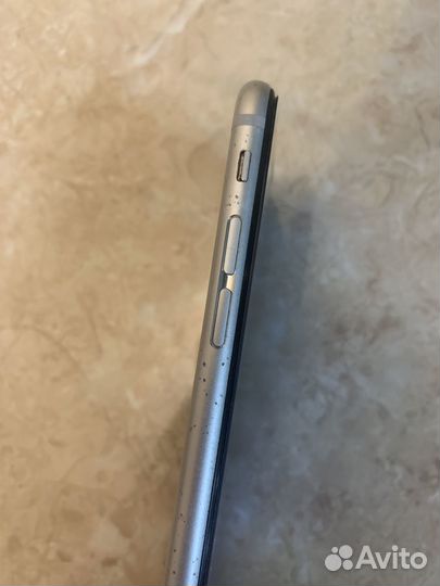iPhone 6S, 64 ГБ