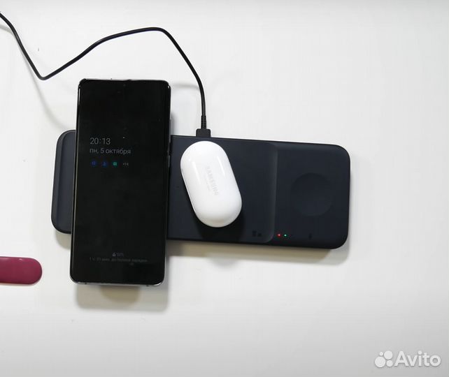 Беспроводная зарядка samsung EP-P6300 (ориганал )