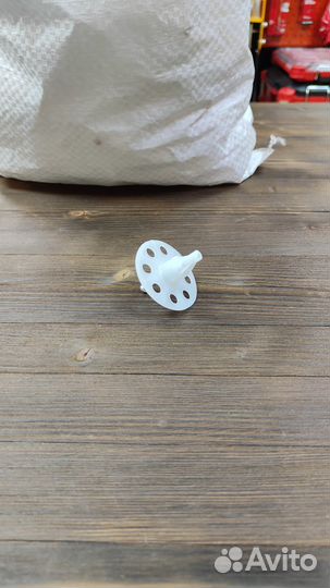 Тарельчатый дюбель гриб 30 мм для монтажного писто