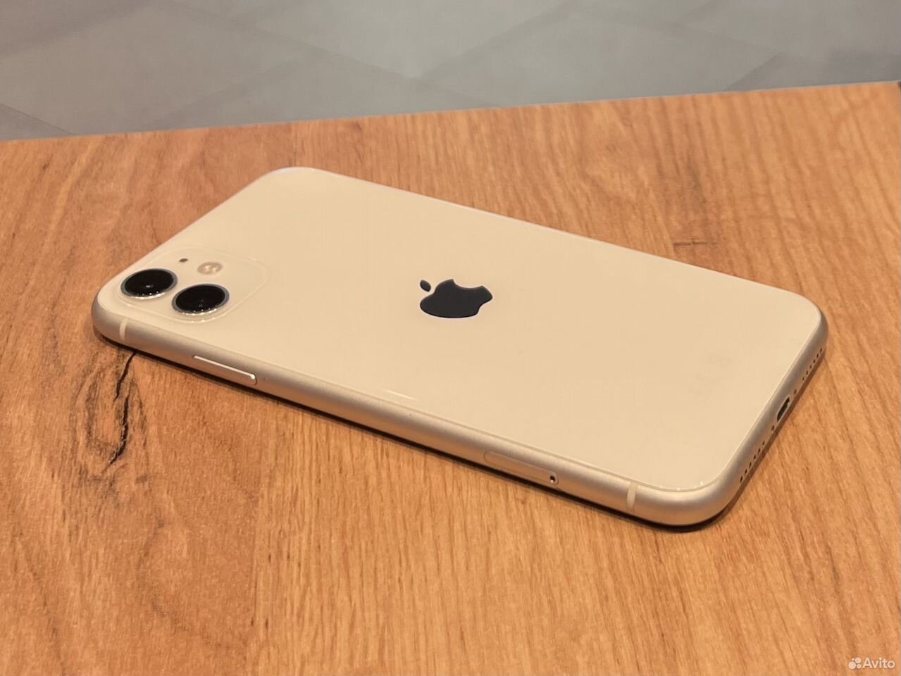 iPhone 11, 256 ГБ, SIM + eSIM