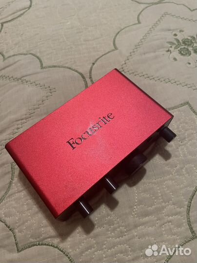 Звуковая карта focusrite scarlett solo 4th gen