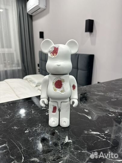 Фигурка Bearbrick X Daniel Arsham с кристаллами