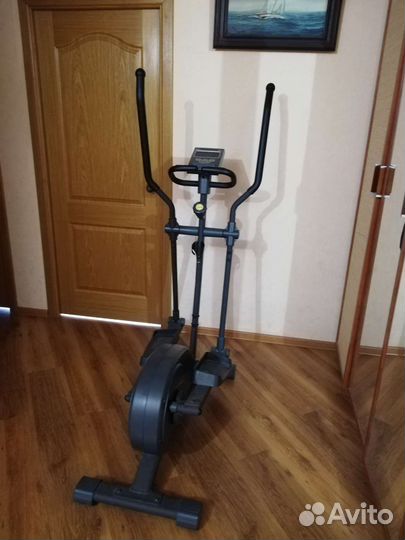 Эллиптический тренажёр С-310М Torneo Festa