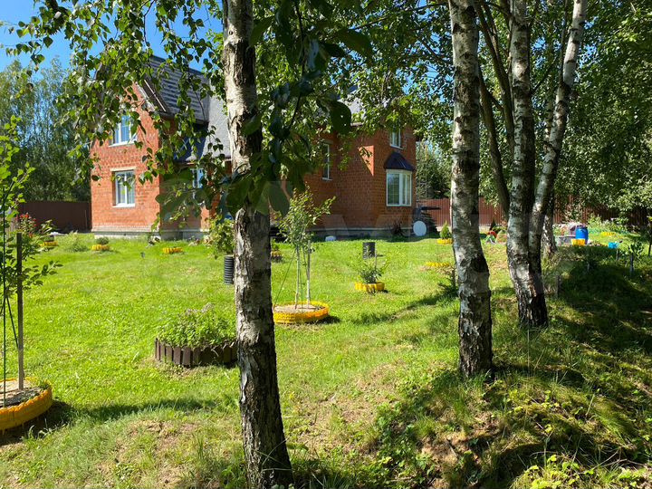 Дом 180 м² на участке 20 сот.