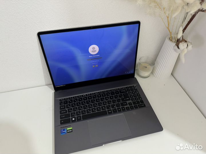 Ноутбук MSI Creator Z16P