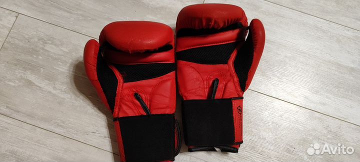 Боксерские перчатки 6 oz, domyos