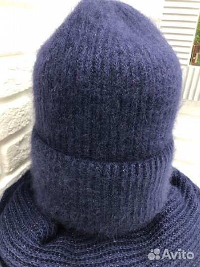 Комплект шапка и шарф новый