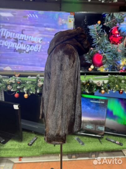 Шуба норковая с капюшоном 44 46