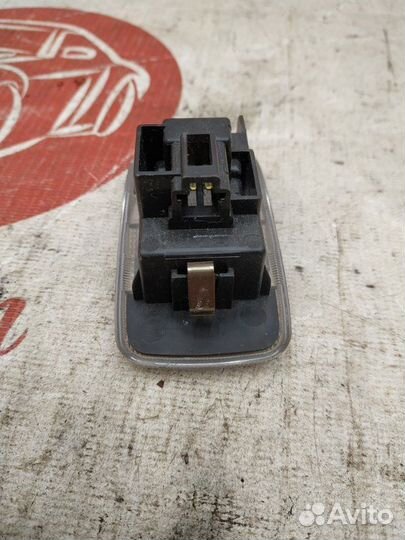 Плафон подсветки салона передний Infiniti Fx35 S51