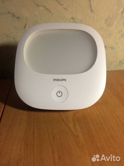 Лампа (световой прибор) Philips для бодрости