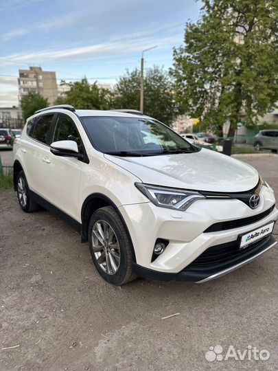 Toyota RAV4 2.2 AT, 2018, 116 500 км