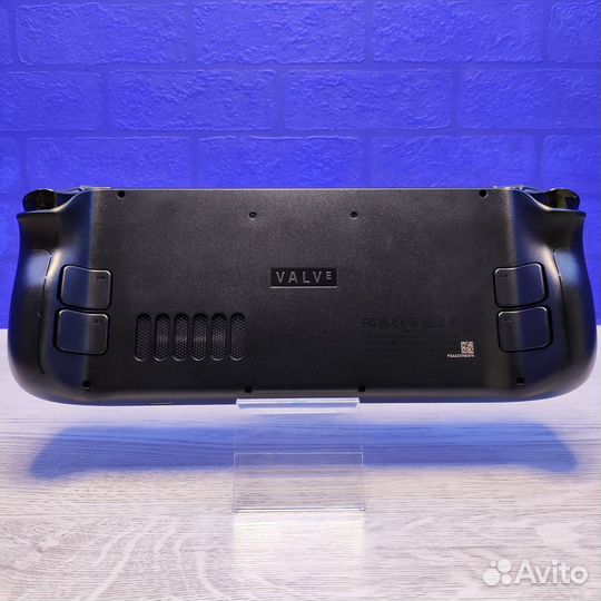 Портативная игровая консоль Steam Deck 64+512 гб