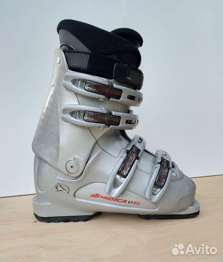 Горнолыжные ботинки