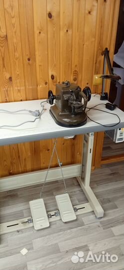 Промышленная скорняжная машина