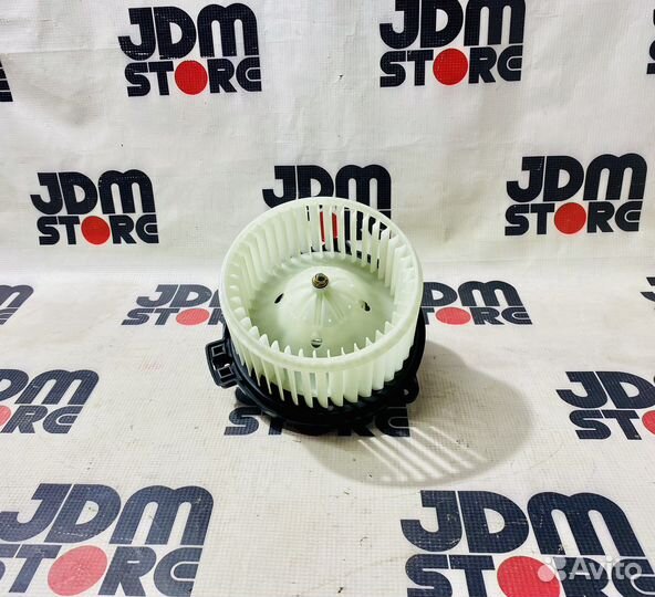 Мотор отопителя салона toyota avensis