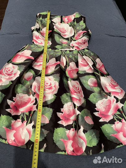 Платье в цветах