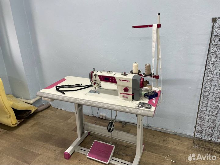 Прямострочная швейная машина Аврора