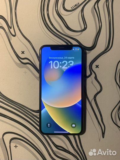 iPhone X, 64 ГБ