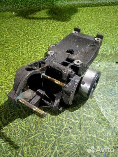 Кронштейн кондиционера Шевроле Лачетти 1.4л 2007г