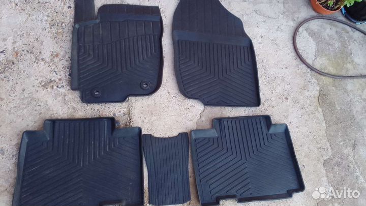 Коврики на Тойоту Рав 4 2013-2019