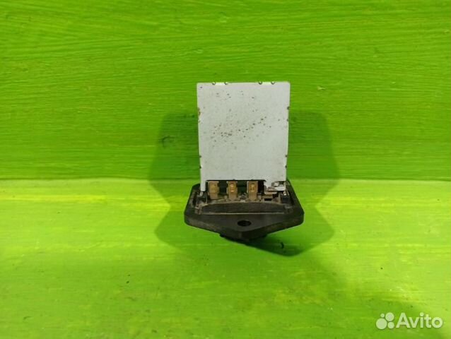 Резистор отопителя Hyundai Solaris седан G4FC 2013