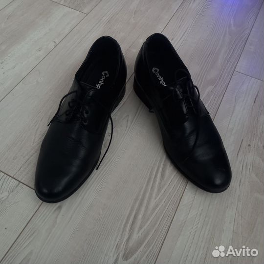 Ботинки мужские на скрытом каблуке Conhpol