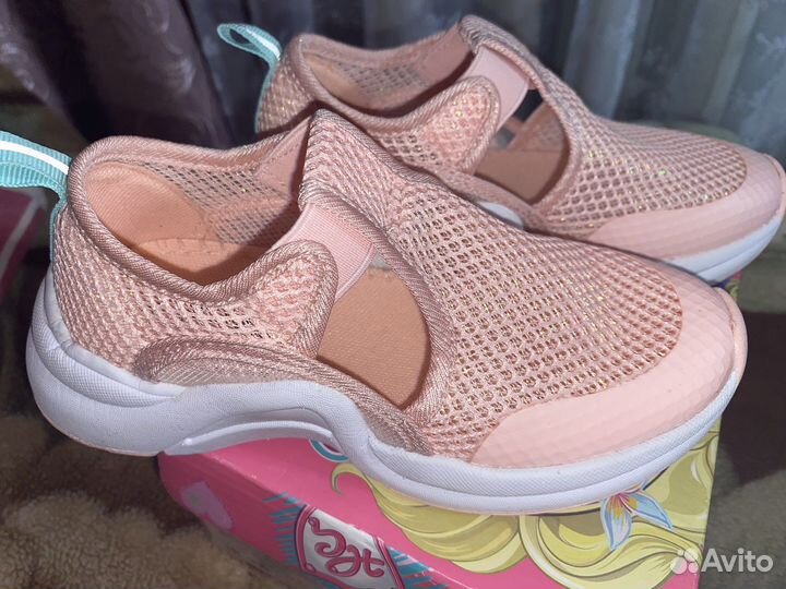 Кроссовки детские