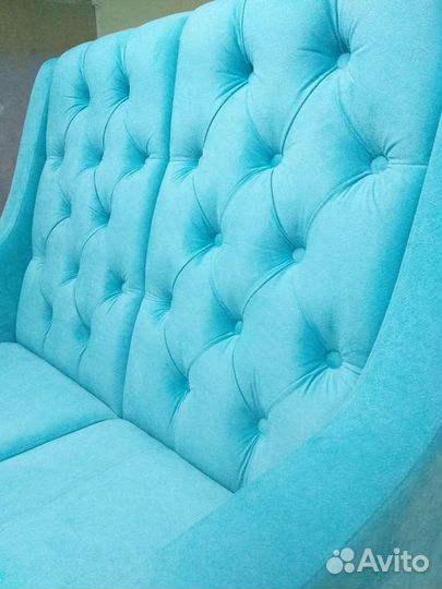 Диван интерьерный