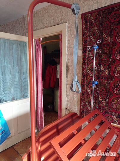 Медицинская кровать для лежачих больных