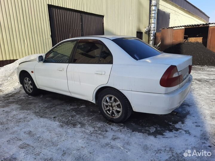 Mitsubishi Lancer 1.5 AT, 1997, битый, 100000км