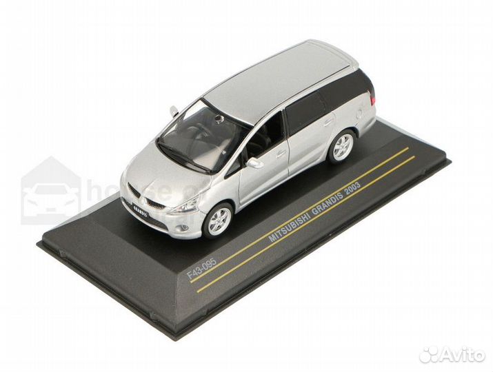 Модель Mitsubishi Grandis MPV (2003) silver 1/43 f