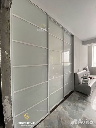 Раздвижные перегородки для зонирования