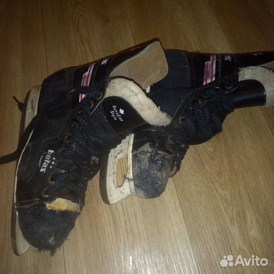 Коньки мужские 44 размер (280 мм)